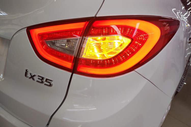 Used Hyundai ix35 2015 2.0L Automatic 2WD Smart Version China V Standard