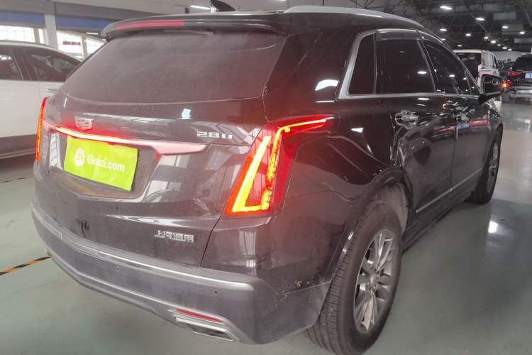 Used Cadillac XT5 2020 28T Luxury Version Rear Right 45 Deg