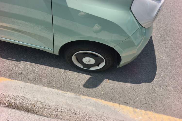 Used Wuling Hongguang MINIEV 2024 3rd Generation 215km Youth Edition