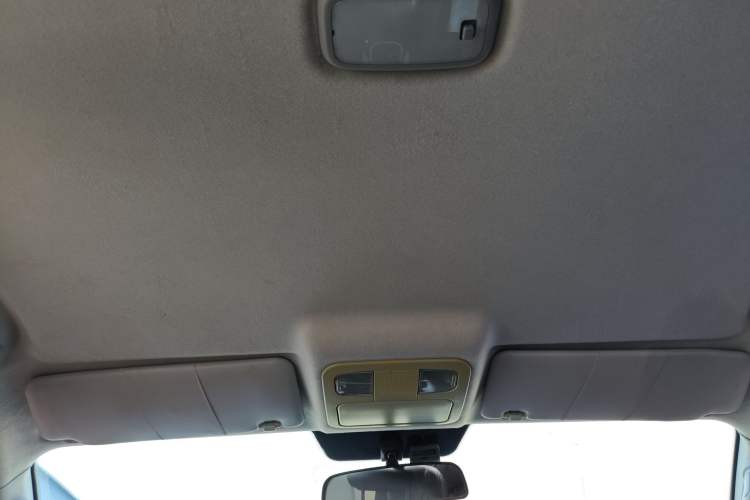 Used Foton Tunland 2018 2.4L E5 Two-Wheel Drive Comfort Version 4G69S4M
