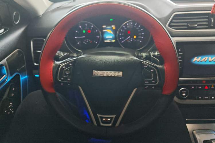 Used Haval H6 Coupe 2017 Red-Label 2.0T Automatic Two-Wheel Drive Urban Model
