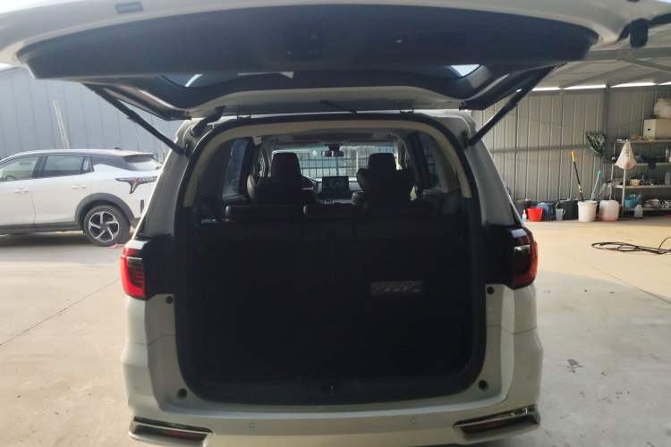 Used Honda Odyssey 2022 2.0L eHEV Sharp Enjoyment Edition