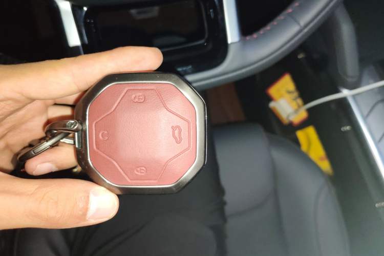 Used JETOUR Traveler 2023 2.0T All-Wheel Drive CrossPRO+