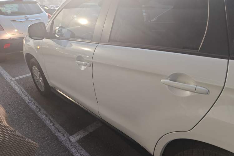 Used Mitsubishi ASX 2013 2.0L CVT Two-Wheel Drive Elite Edition
