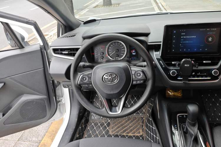 Used Toyota Levin 2022 185T CVT Luxury Edition
