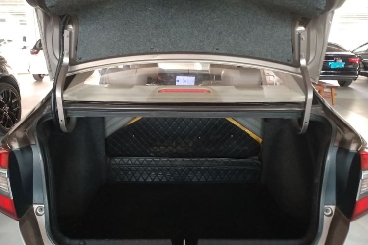 Used Honda Greiz 2016 1.5L CVT Classic Edition