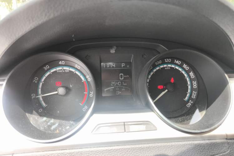 Used Skoda Rapid 2020 1.5L Automatic Comfort Edition Instrument Cluster