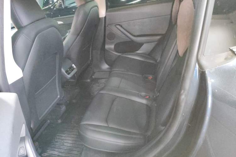 Used Tesla Model Y 2024 Rear-Wheel-Drive Version