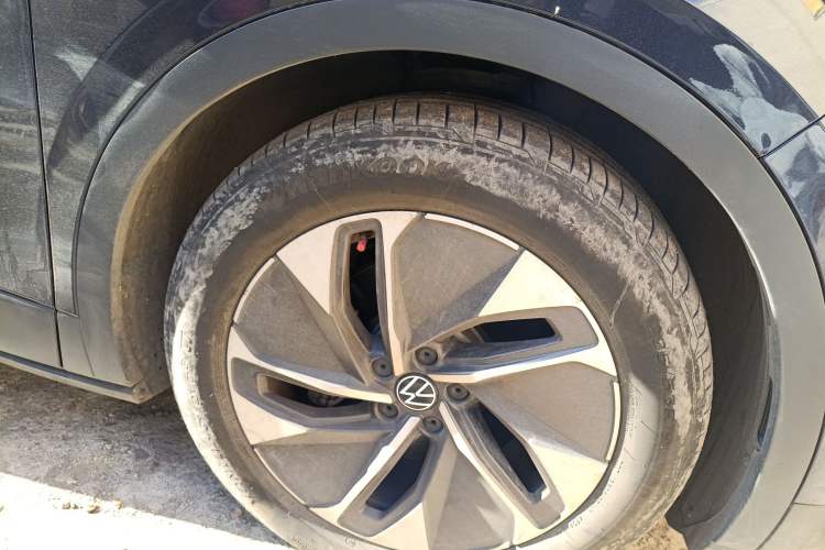 Used Volkswagen ID.4 CROZZ 2022 Pure Edition Limited Edition Right Front Wheel Hub