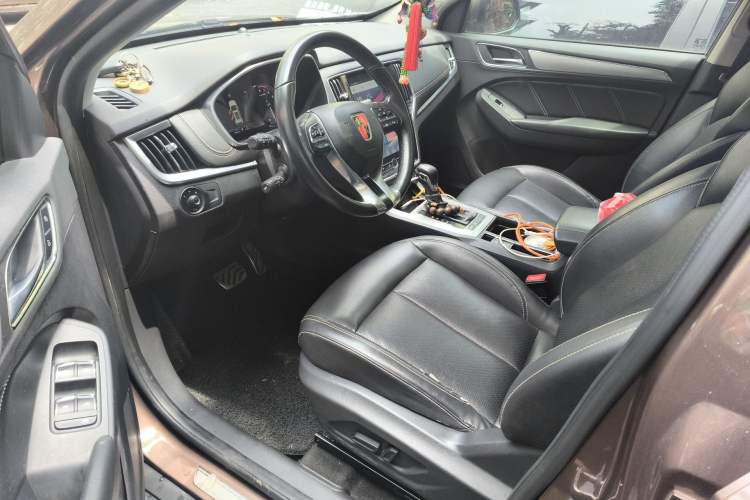 Used Roewe RX5 2016 20T Two-Wheel Drive Automatic Internet Smart Edition Driver Seat