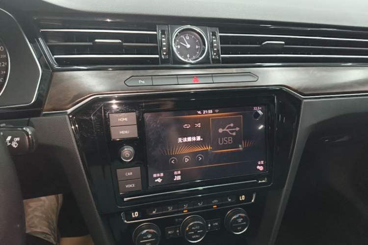 Used Volkswagen Magotan 2019 330TSI DSG Luxury Version China VI Standard
