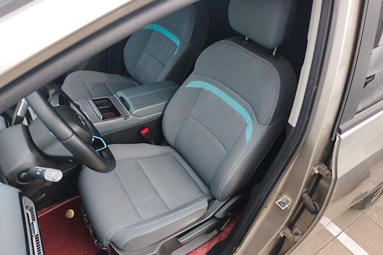 Used AION Y 2023 Plus 510 Enjoy Edition Left Front Seat