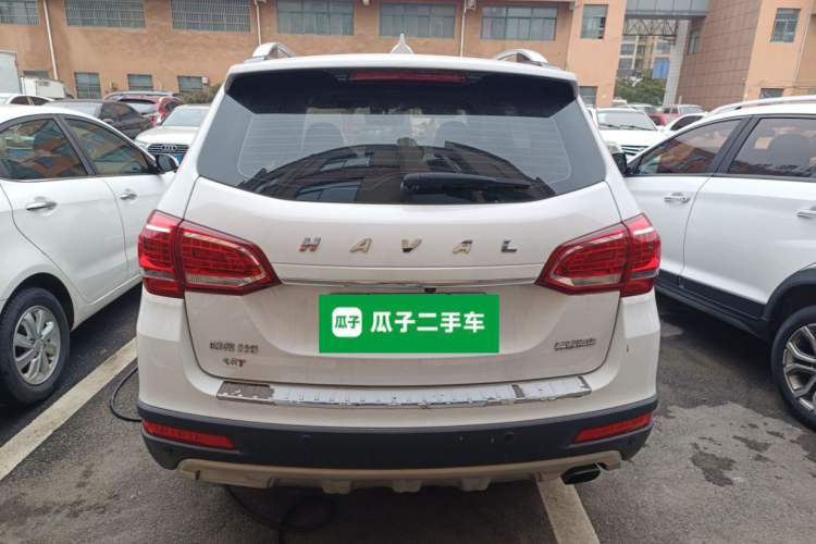 Used Haval H6 2015 Revised Version Sport Edition 1.5T Manual Transmission Two-Wheel Drive Elite Grade
