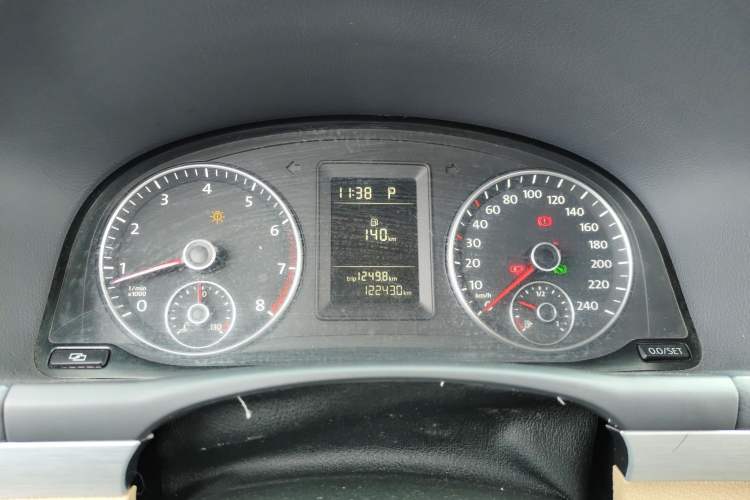 Used Volkswagen Touran 2011 1.4T DSG Zhiya Edition 5 Seats
