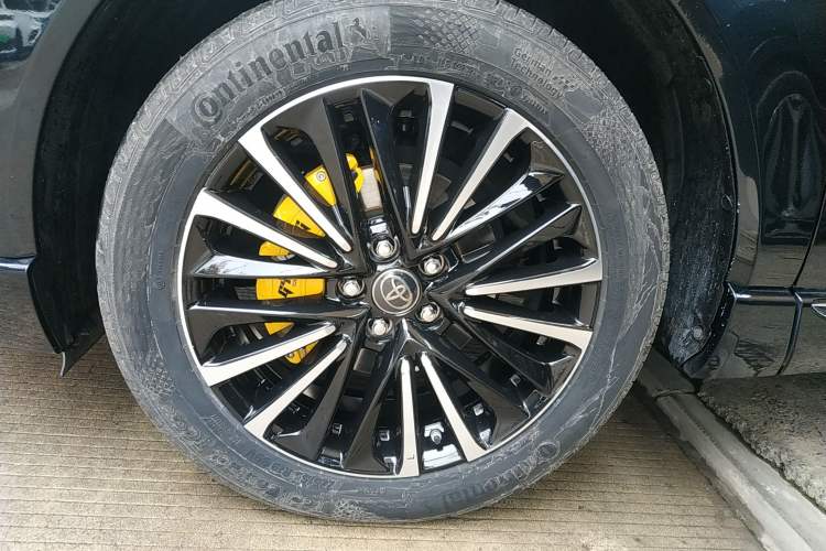 Used Toyota Venza 2022 Dual-Engine 2.5L CVT Two-Wheel Drive Prestige Edition