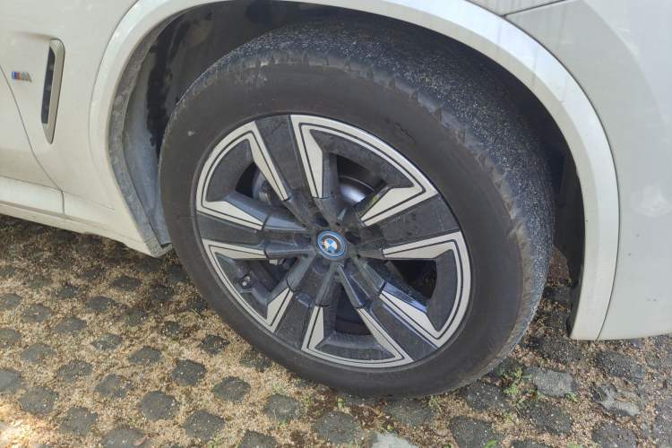 Used BMW iX3 2023 Leading Model
