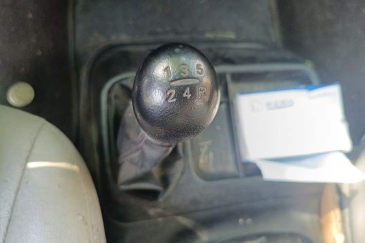 Used JAC Group Refine 2015 2.0L Shuttle Gasoline Long-Wheelbase Standard Version HFC4GA3-3D Gear Lever