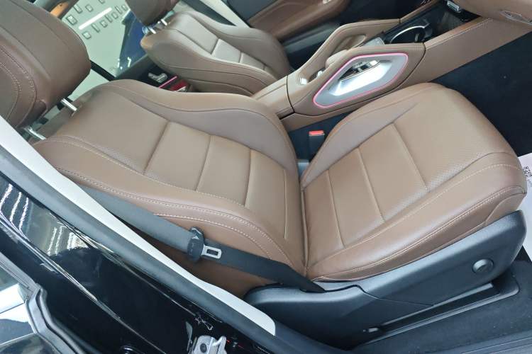 Used Mercedes-Benz GLE 2024 Refreshed GLE 350 4MATIC Stylish Edition
