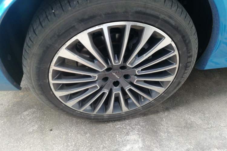 Used JETOUR X70 2020 1.5T DCT Smart Drive Version 5 Seats
