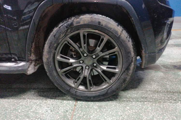 Used Jeep Grand Cherokee 2015 3.0TD Diesel Comfort Navigation Edition
