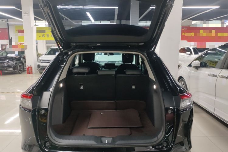 Used Honda Vezel 2023 1.5L CVT Tech Edition
