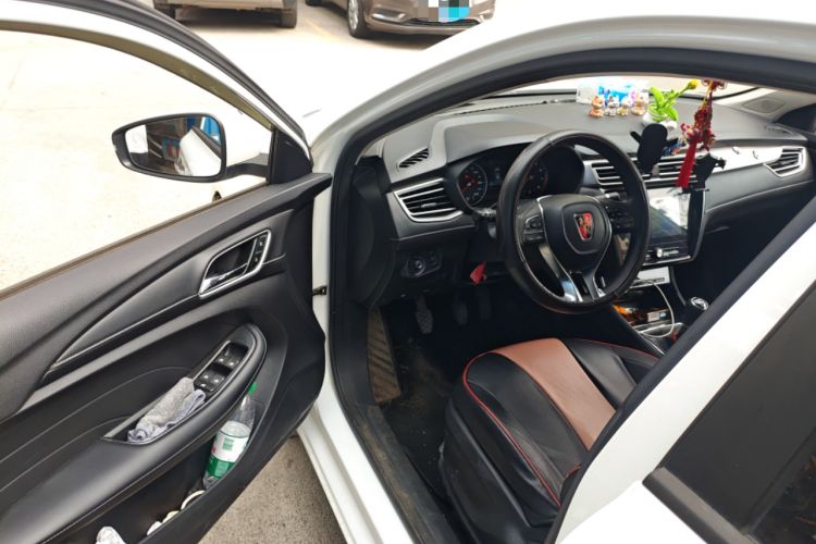 Used Roewe i5 2019 1.5L Manual 4G Connected Langyue Edition
