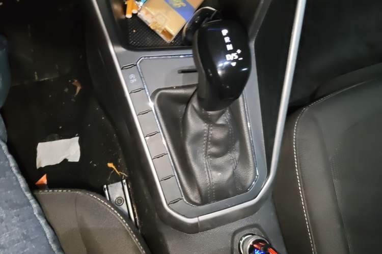 Used Volkswagen Polo 2019 Plus 1.5L Automatic Panoramic Enjoyment Edition Gear Lever