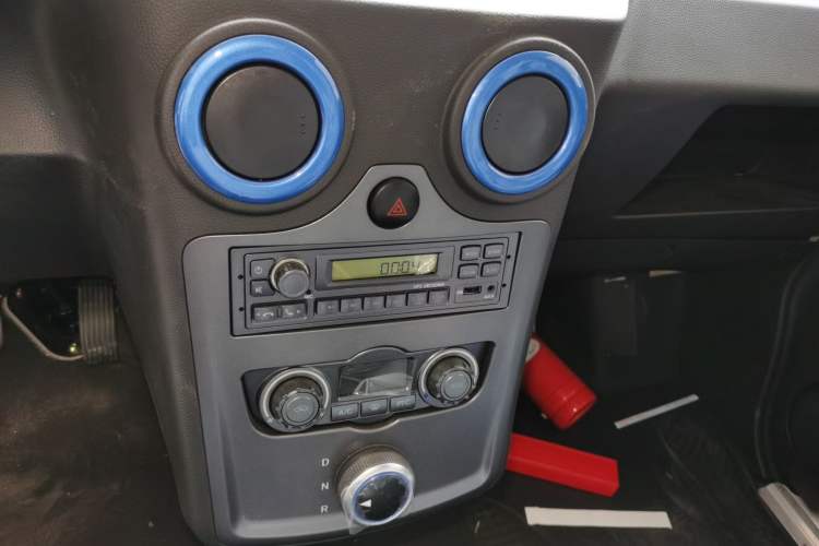 Used Foton Intelligent Blue Elf E7 2023 Pure Electric Van Flat Roof 2 Seats EVE Energy 41.86 kWh
