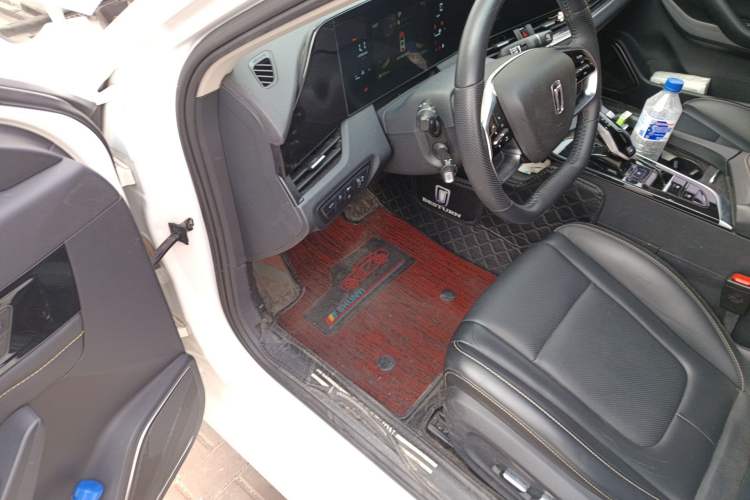 Used Bestune B70 2021 1.5T Automatic 15th Anniversary Edition Driver Seat