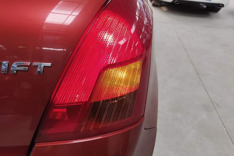 Used Suzuki Swift 2013 1.3L Manual Value Edition