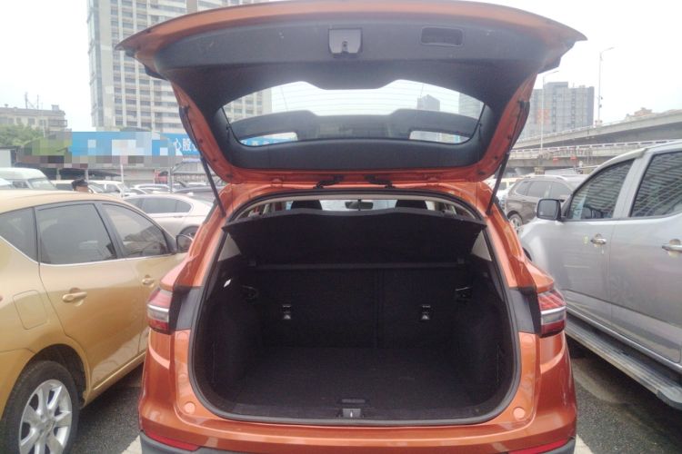 Used Geely Auto Coolray 2019 260T DCT Knight China V Standard Trunk