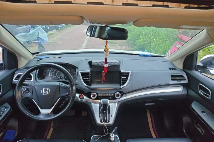 Used Honda CR-V 2016 2.0L two-wheel drive Urban Edition
