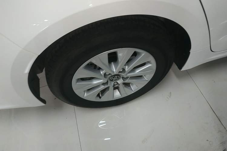 Used Toyota Corolla 2024 1.8L Smart Electric Hybrid Dual-Engine Pioneer Edition