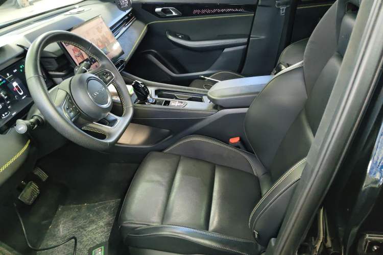 Used Lynk & Co 03 2023 2.0TD DCT JingPro
