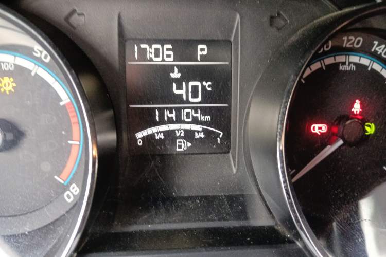 Used Skoda Kamiq 2022 1.5L Automatic Comfort Edition Odometer Close Up