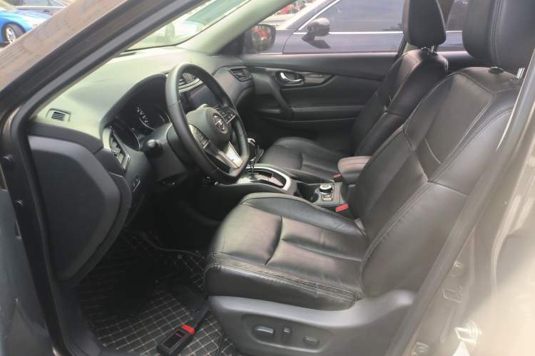 Used Nissan X-Trail 2017 2.5L CVT Luxury Edition 4WD
