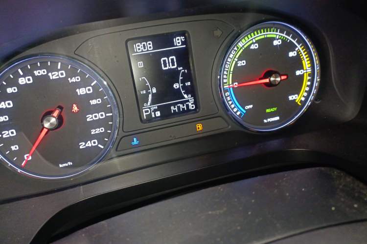 Used Roewe i6 New Energy  Odometer Close Up