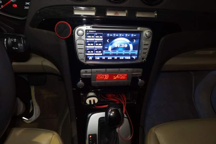 Used Ford S-MAX 2008 2.3L 7-Seater Luxury Version