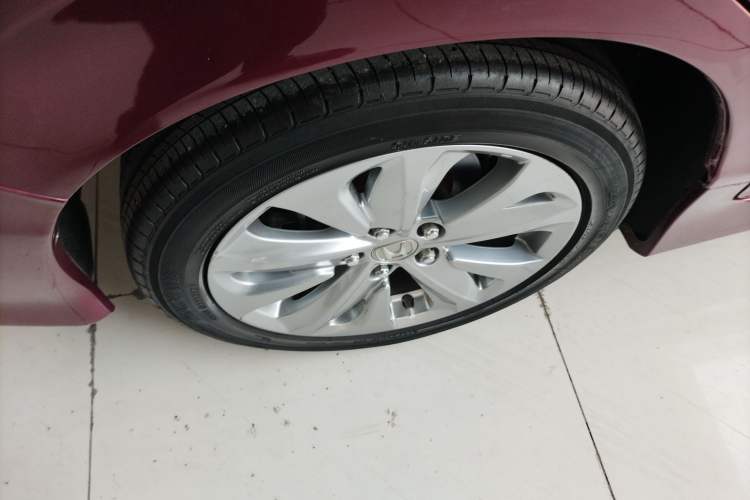 Used Honda Jade 2017 1.8L automatic Comfort version 5 seats