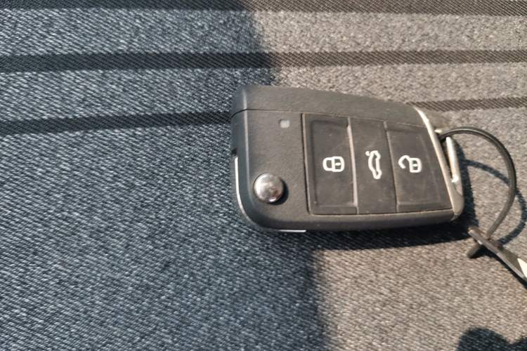 Used Volkswagen Tharu 2021 280TSI Two-Wheel Drive Trend Edition