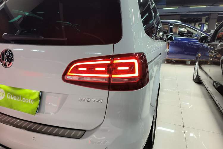 Used Volkswagen Sharan 2018 Revised Version 380TSI Comfort Edition 7-Seater