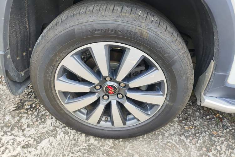 Used Roewe RX8 2019 30T Smart Connectivity Two-Wheel Drive Supreme Flagship Edition
