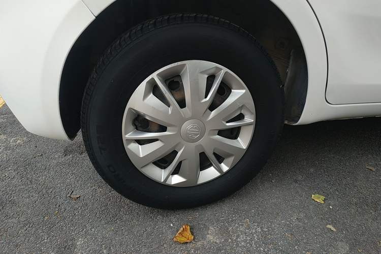 Used MG 3 2017 1.3L Manual Premium Comfort Edition Right Rear Wheel Hub