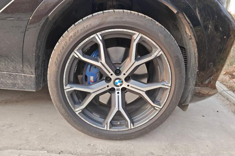 Used BMW X6 2021 xDrive40i Luxury Model with M Sport Package