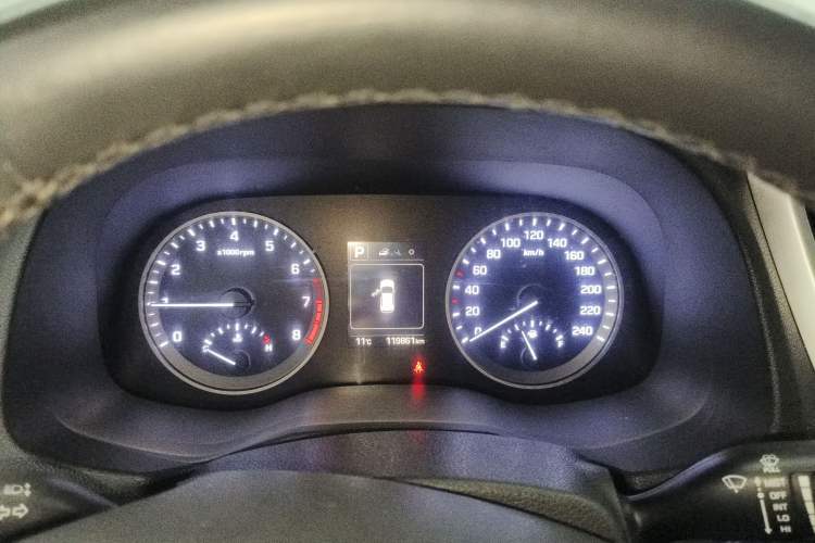 Used Hyundai Tucson 2015 1.6T Dual-Clutch Two-Wheel-Drive Smart Model
