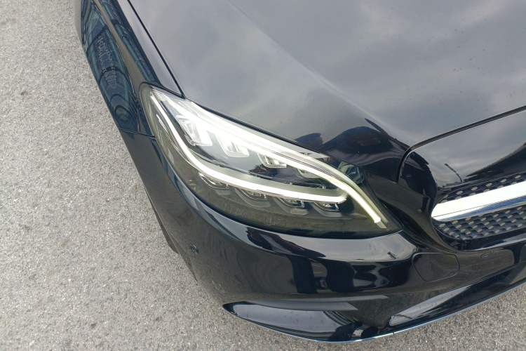 Used Mercedes-Benz C-Class 2019 Restyled C 260 L Sport Edition Right Front Headlight