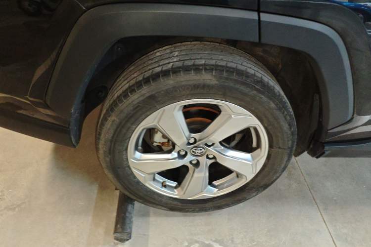 Used Toyota RAV4 2022 2.0L CVT Two-Wheel Drive Fashion Edition
