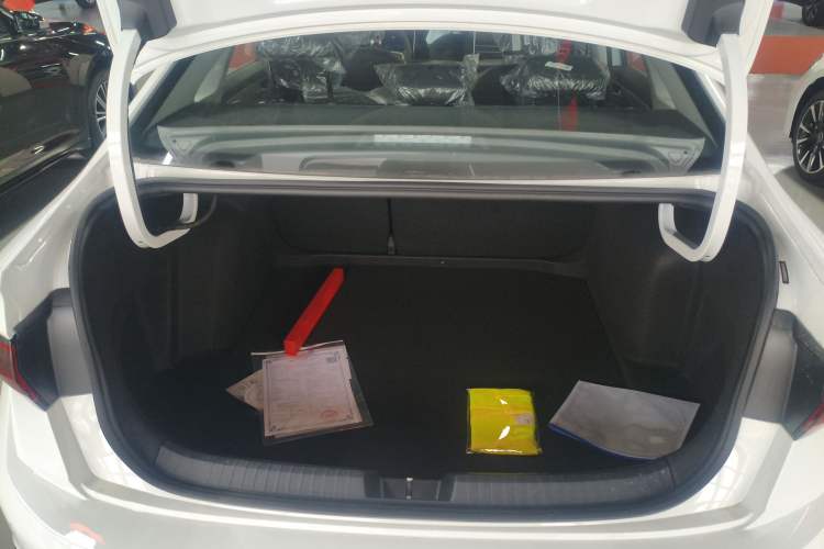 Used Volkswagen Sagitar 2026 Model 30 Million Units Selected 300TSI DSG Surpassing Edition