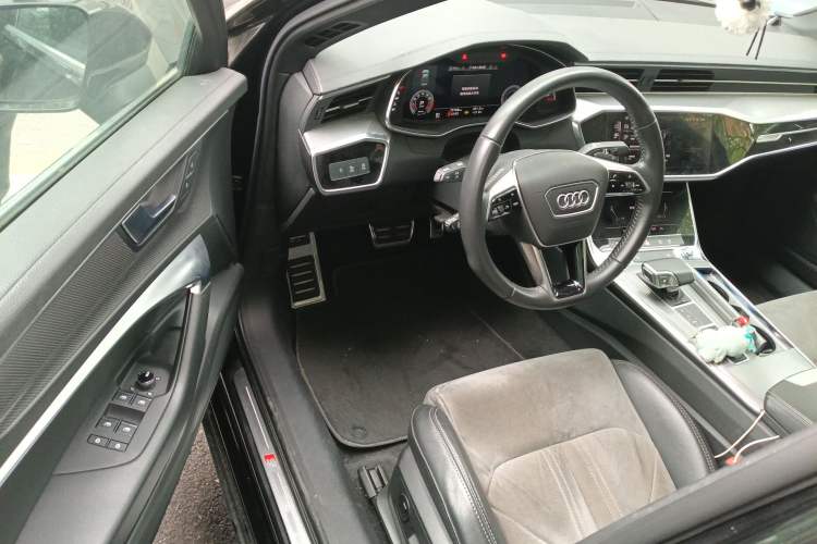 Used Audi A6L 2020 40 TFSI Luxury Dynamic Edition Driver Seat