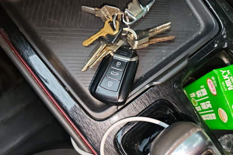 Used Dongfeng Aeolus Yixuan MAX 2021 1.5T Dark Night Sharp Edition Vehicle Key